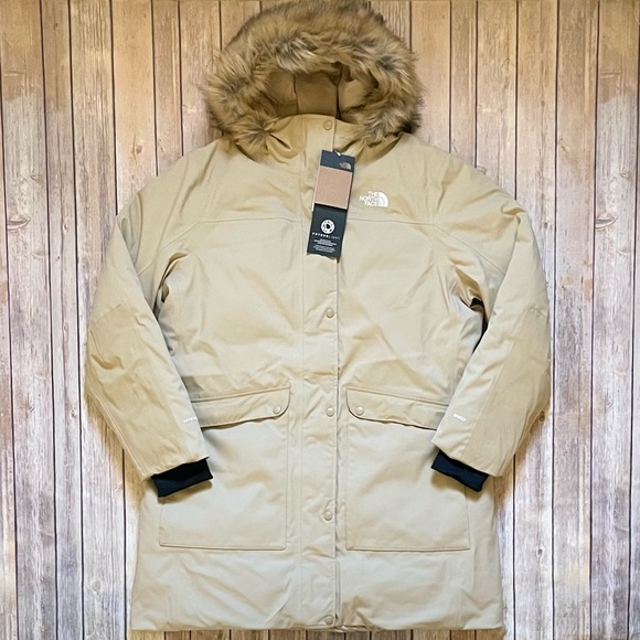 The North Face Women’s New Defdown FUTURELIGHT Waterproof Parka - Picture 2 of 11